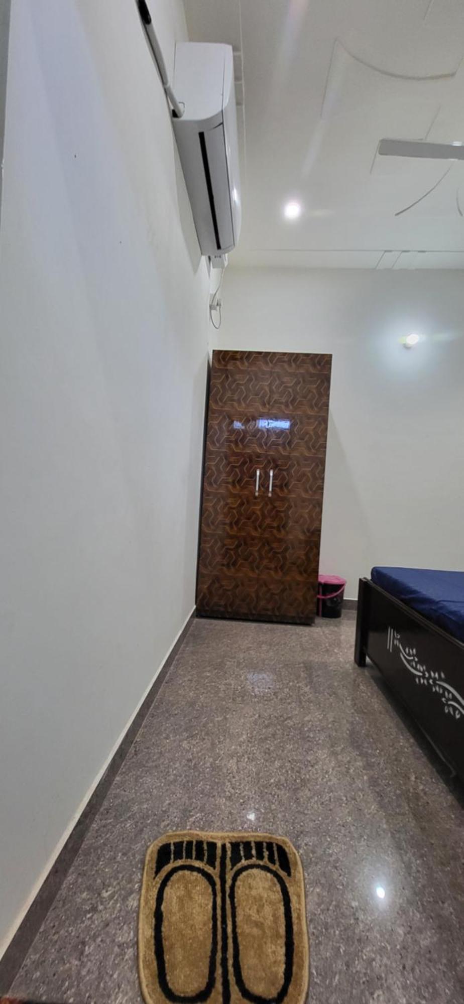 House Of Krishna Hotel Vrindāvan Екстериор снимка
